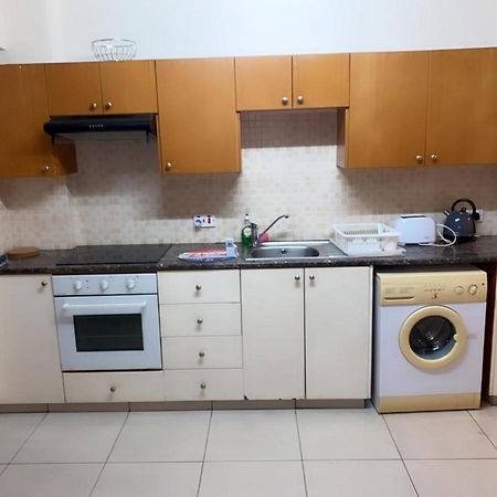 Larnaca Beach Apartment Εξωτερικό φωτογραφία